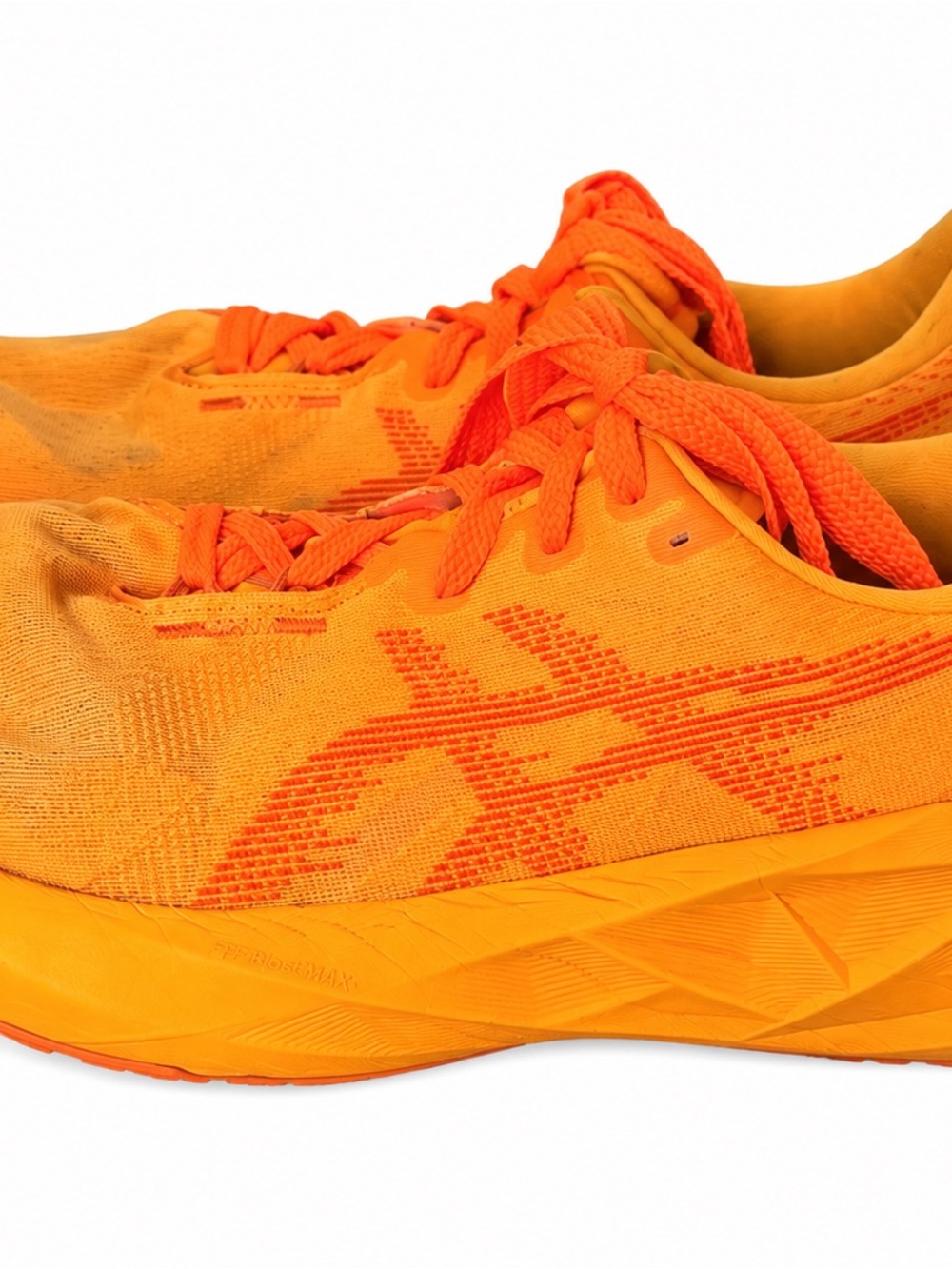 ASICS Novablast 5 Men’s Running Shoes Size 14 – Orange